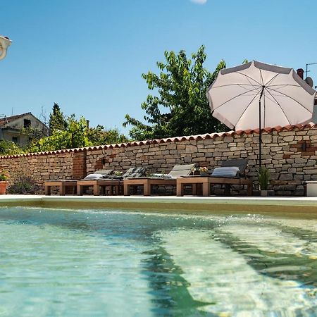 Ferienwohnungen VI La Mare With Heated Pool Ζαντάρ Εξωτερικό φωτογραφία
