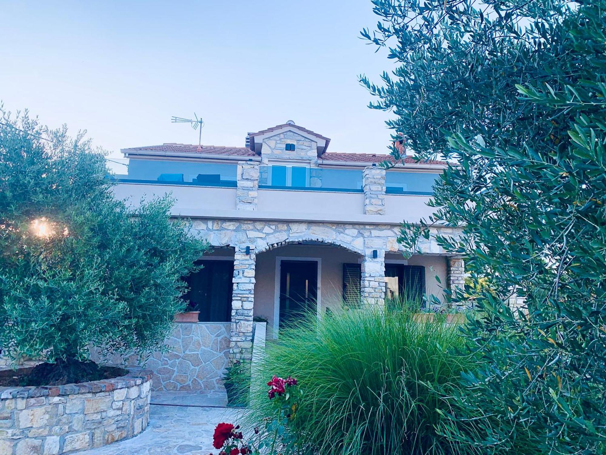 Ferienwohnungen VI La Mare With Heated Pool Ζαντάρ Εξωτερικό φωτογραφία